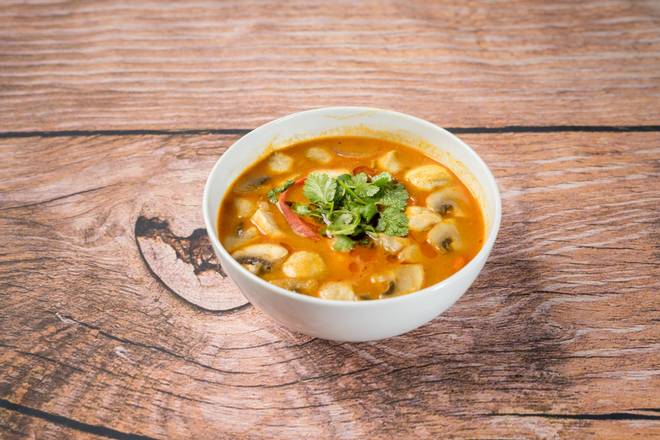 Soupe végétarienne à la citronnelle